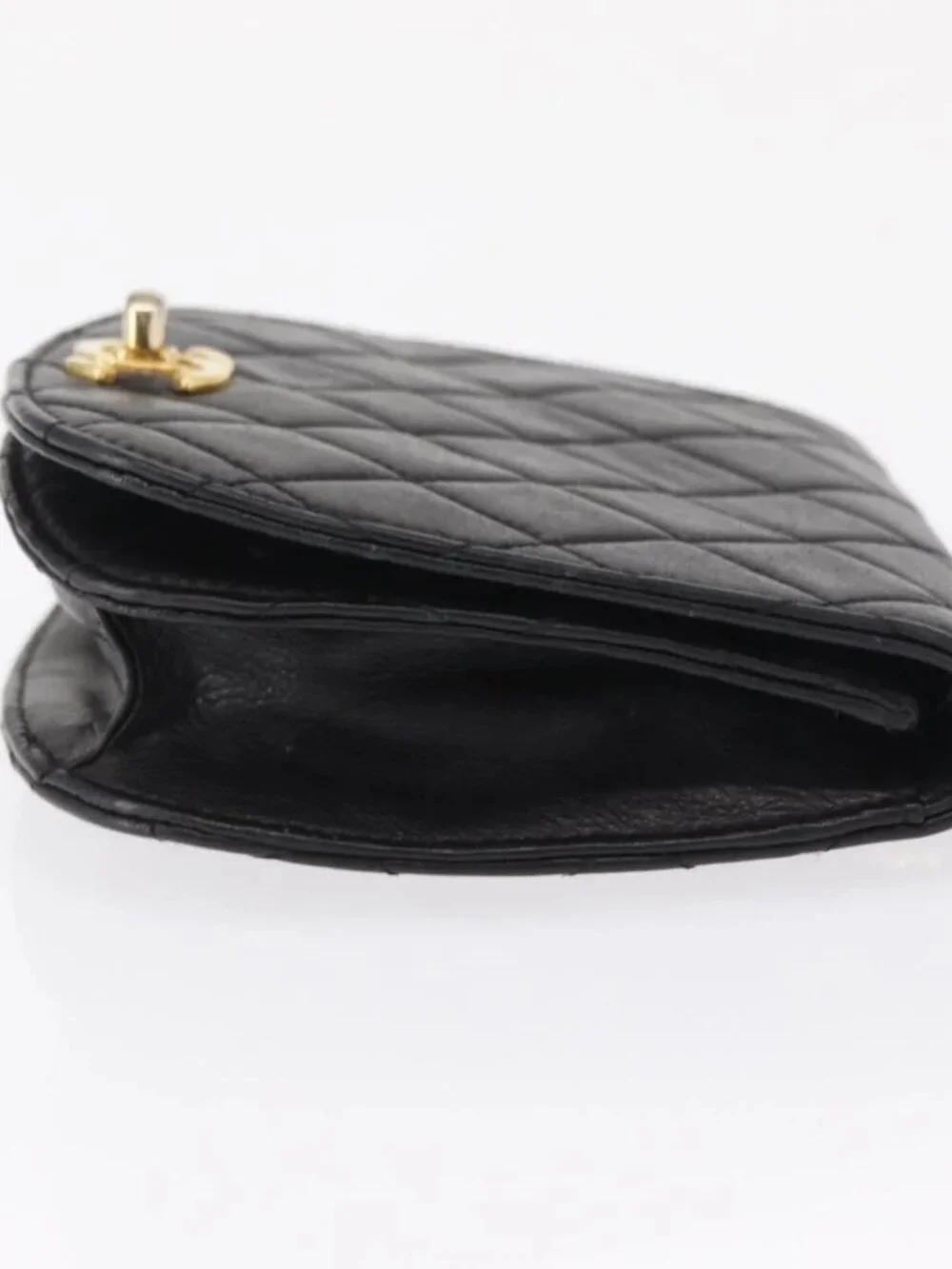 CHANEL Pouch Lamb Skin Black Gold CC Auth 165615